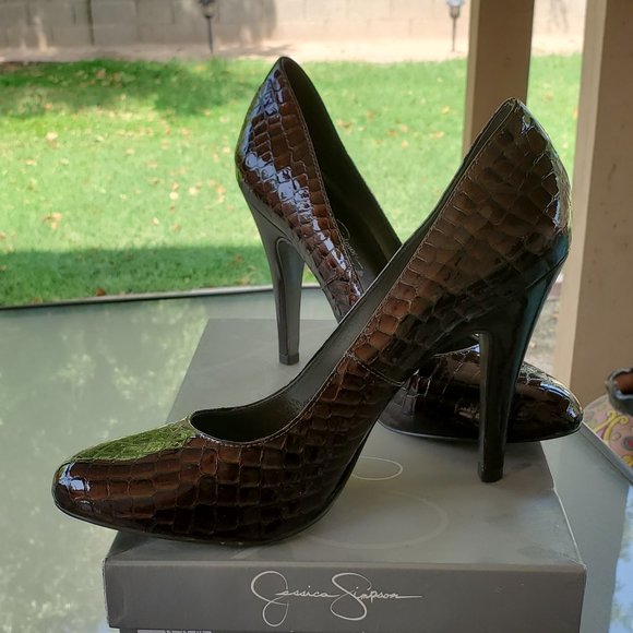 Jessica Simpson Heels - Picture 3 of 4